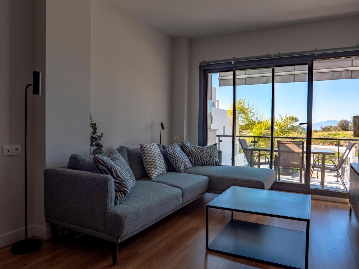 Azalea Biznaga Apartment Torre de Benagalbon Bagian luar foto